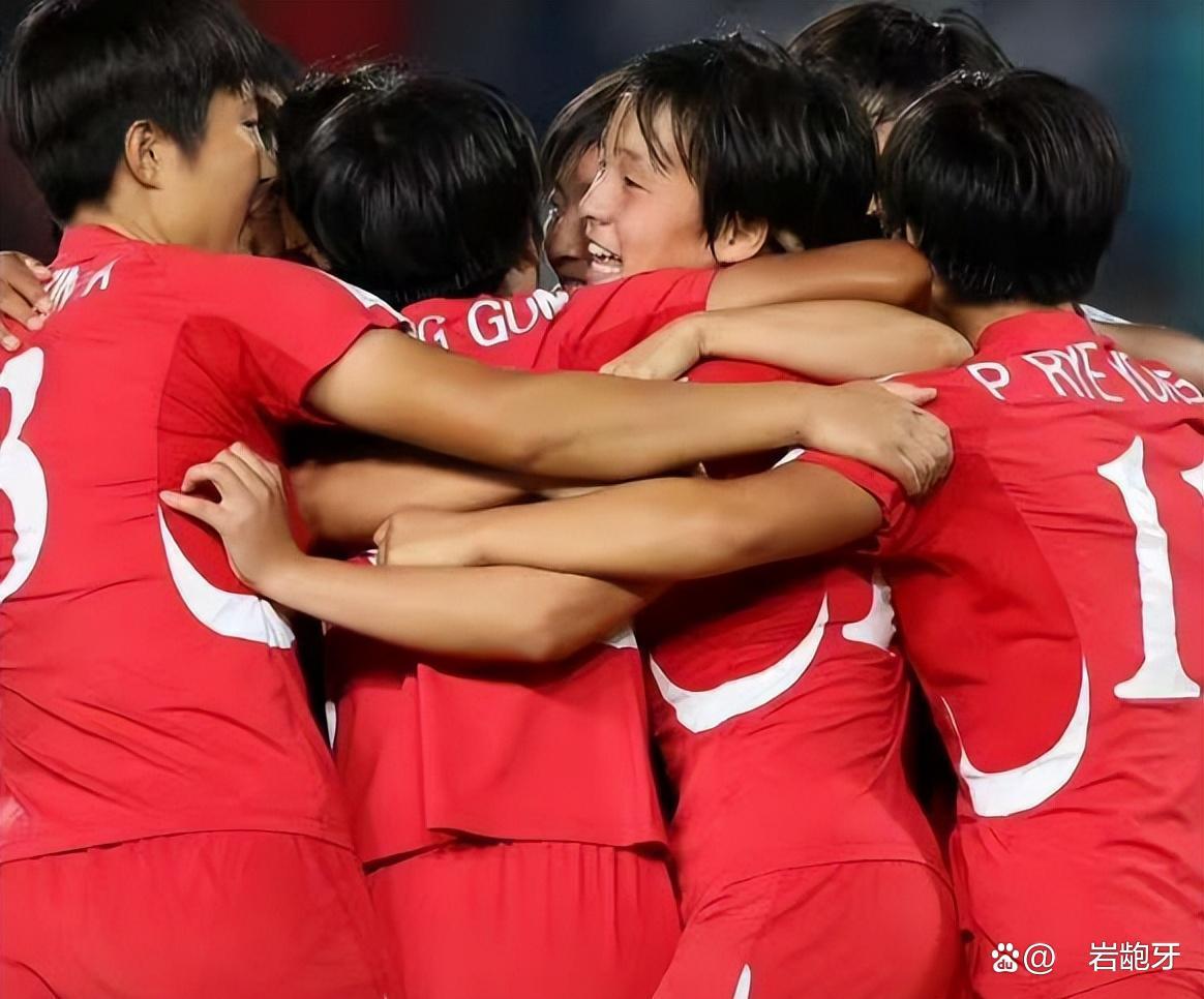宝威体育官方网站-热门女足比赛选手频频受伤，球迷担忧的简单介绍